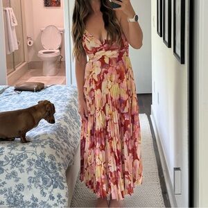 ASTR The Label Blythe Floral Plisse Midi Dress